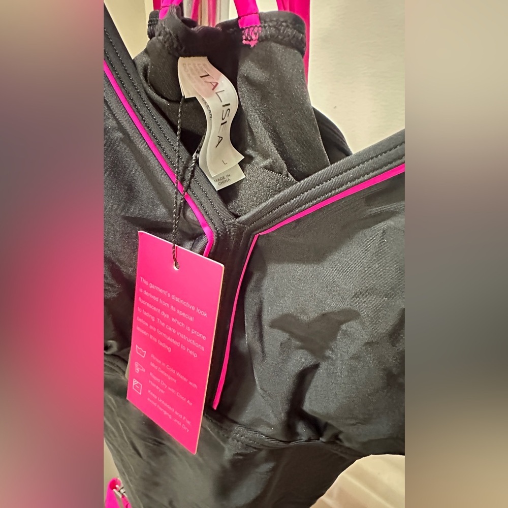 Black and Pink Athletic Look Swim Tank and Short Set, Large - Picture 2 of 4